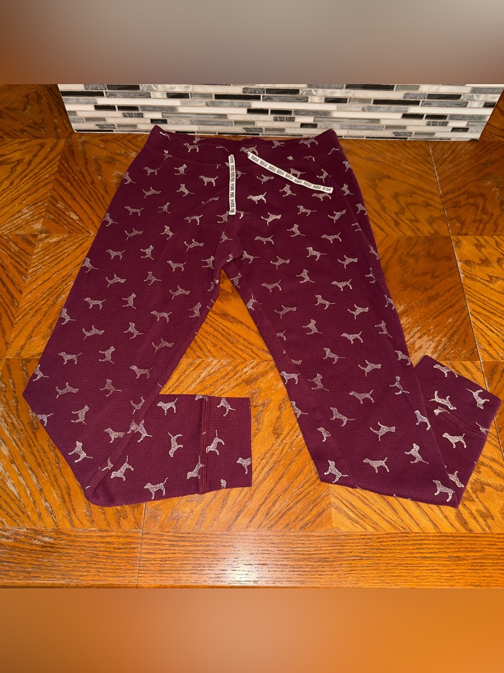Victoria's Secret PINK Burgundy Silver Dog Print Sleep Pajama Leggings M